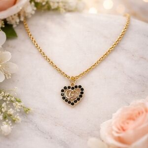 Chic Gold necklace and Black Heart Pendent